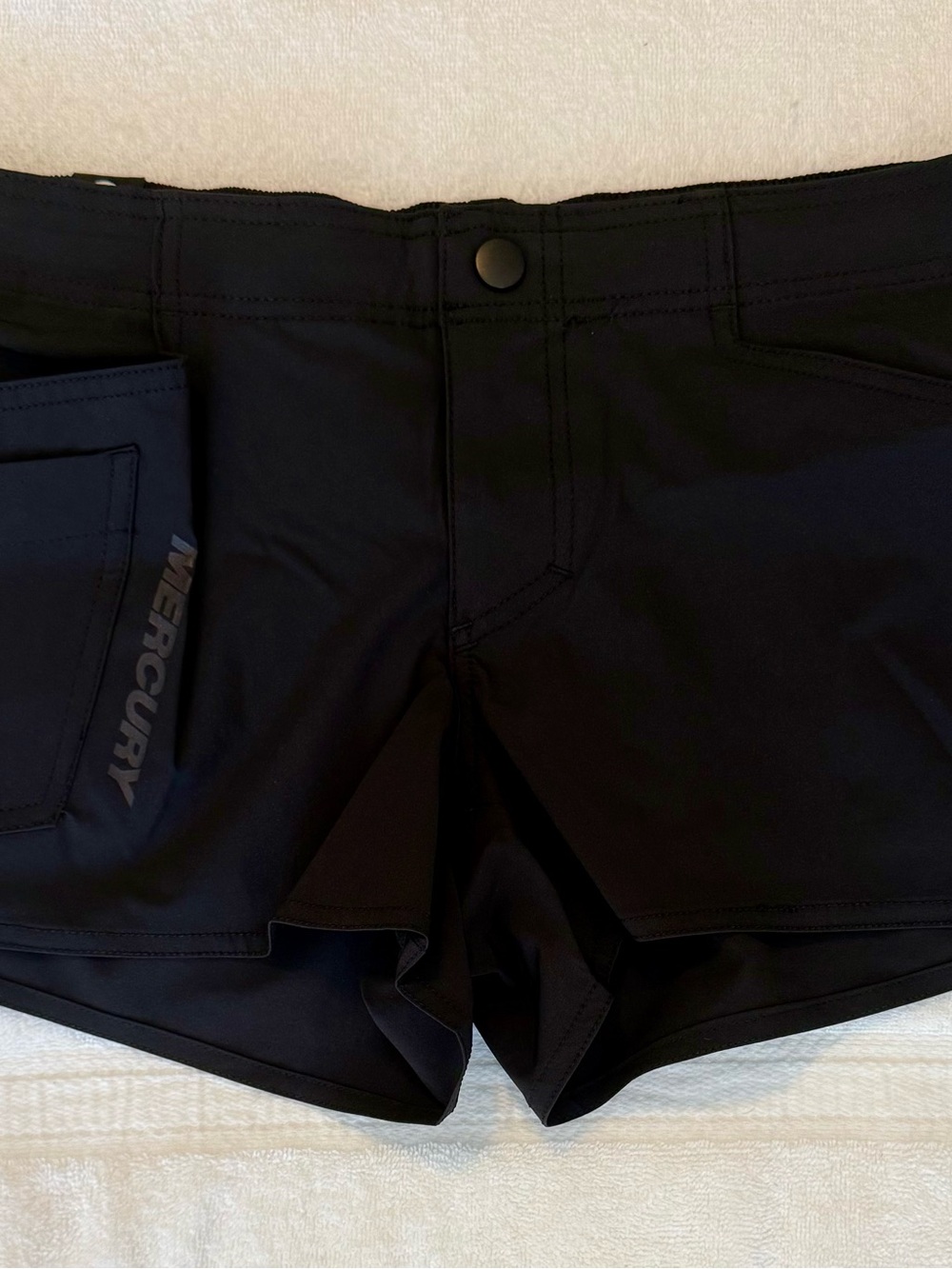 AFTCO Black Women's Athletic Shorts with Side Pocket Size 6